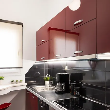Apartment Colourful & Modern